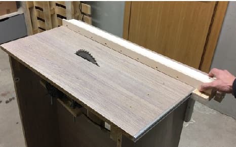Choosing the Right Fence for Your Table Saw